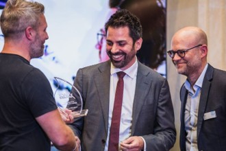 Cérémonie de remise du prix Crédit Agricole à Finzr et Younited